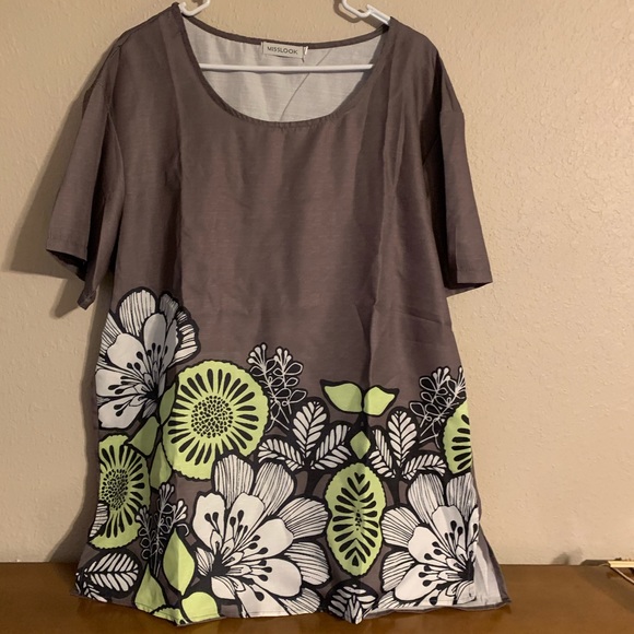 MISSLOOK Tops - Sz XXL cute and light brand new with tags!